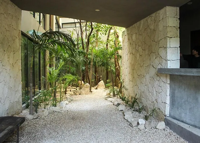 1 Bed Private Balcony